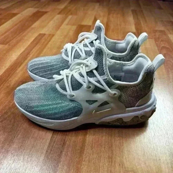 💰HUGE  CLEARANCE SALE 💰 Nike React Presto Flyknit Mens Shoes - Picture 8 of 11